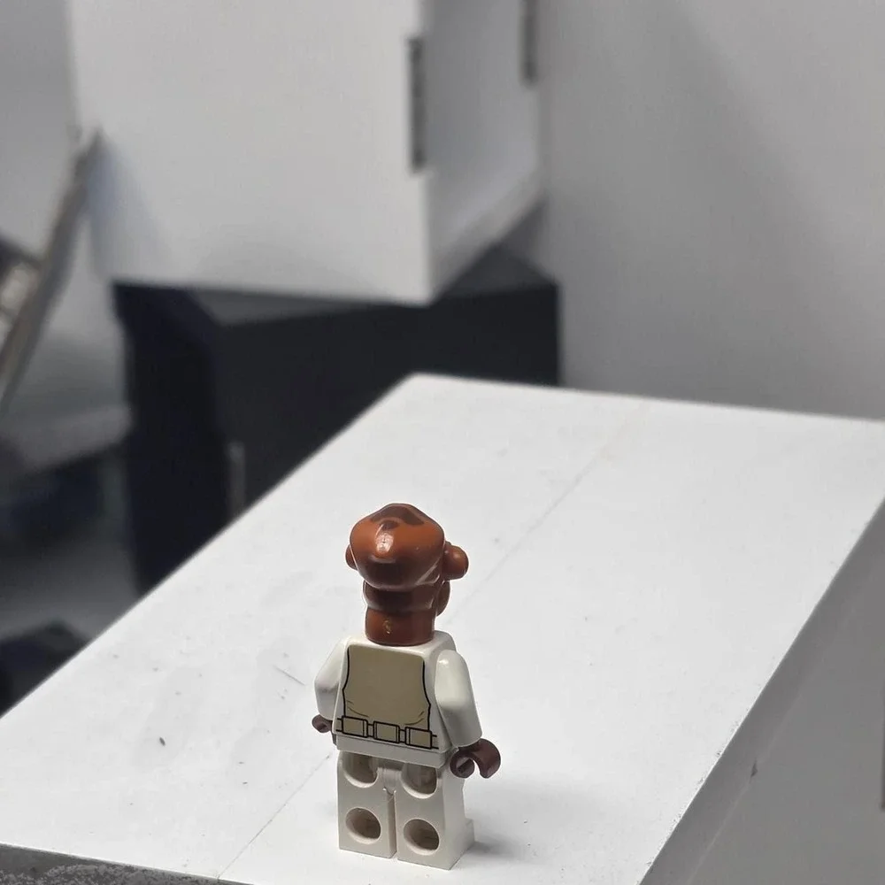 LEGO Star Wars Admiral Ackbar Minifigure 75003 A-Wing Starfighter